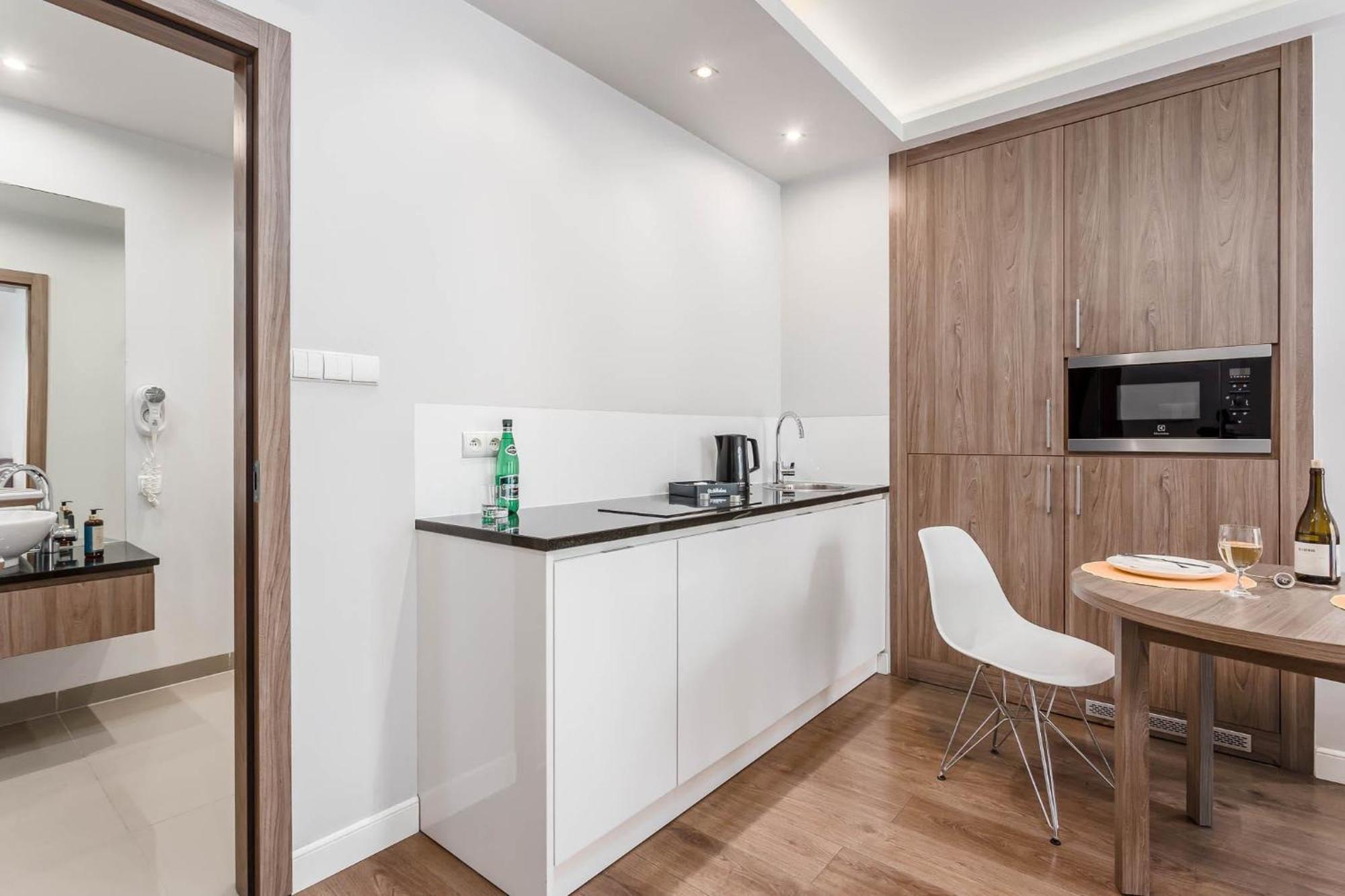 Rent Like Home - Oxygen Wronia 45 II Warschau Exterior foto