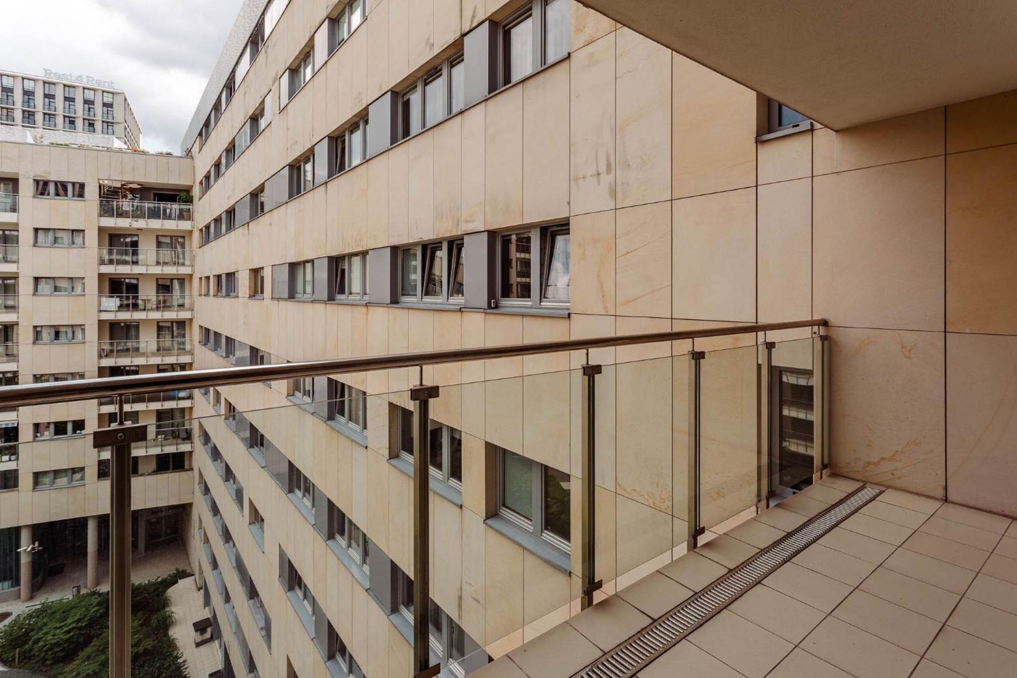 Rent Like Home - Oxygen Wronia 45 II Warschau Exterior foto